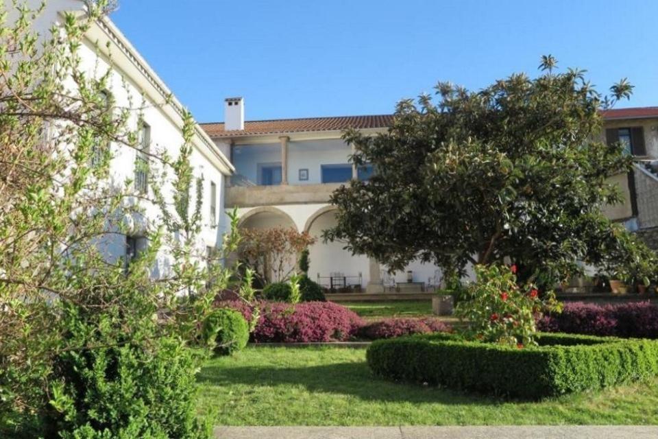 Hotel Solar De Santa Maria Bragança Esterno foto