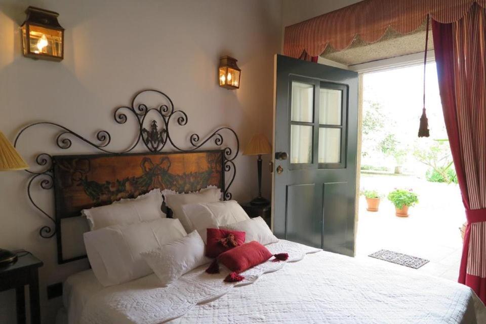 Hotel Solar De Santa Maria Bragança Esterno foto