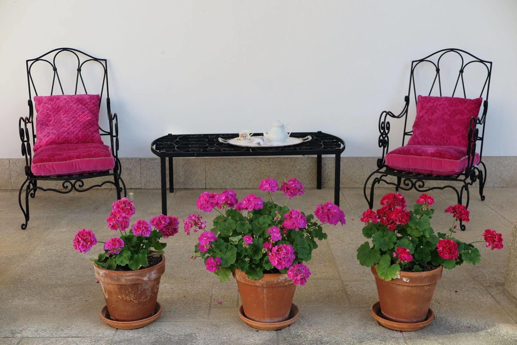 Hotel Solar De Santa Maria Bragança Esterno foto